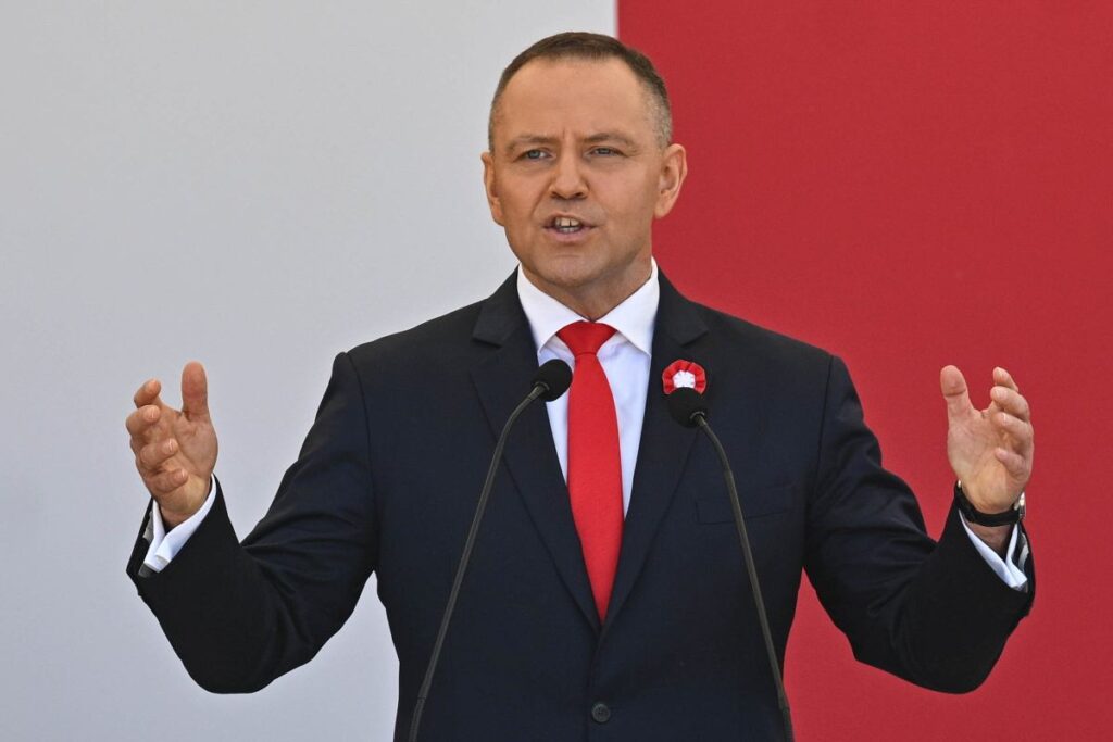 polonya cumhurbaskani nawrocki siyasi catisma ulkenin temellerini sarsiyor yeni anayasa gerekiyor 68178