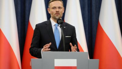 Polonya cumhurbaskanligi ozel kalem muduru zbigniew bogucki hakkinda taniklik sureci 72430