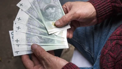 Polonya’da 50 yaş üstü işsizler için destek mekanizmalarında yetersizlik 2 Polonya da 50 yas ustu issizler icin destek mekanizmalarinda yetersizlik 73011