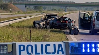 Polonya’da a1 otoyolu’nda ters yönde i̇lerleyen araç kazaya yol açtı 2 Polonya da a1 otoyolu nda ters yonde i lerleyen arac kazaya yol acti 72645