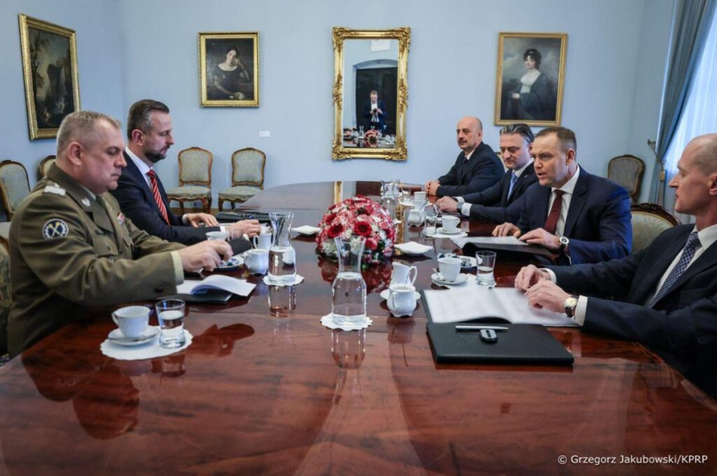 polonya da abd askeri varligi ve rotasyon surecine i liskin degerlendirmeler 70200
