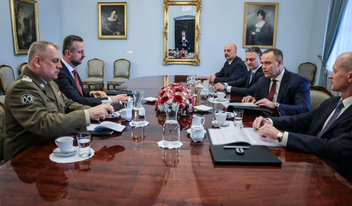 Polonya da abd askeri varligi ve rotasyon surecine i liskin degerlendirmeler 70200