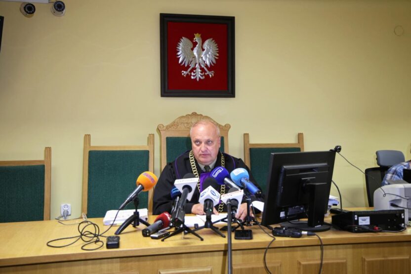Polonya da belarus sinirinda ates acan asker beraat etti 73378