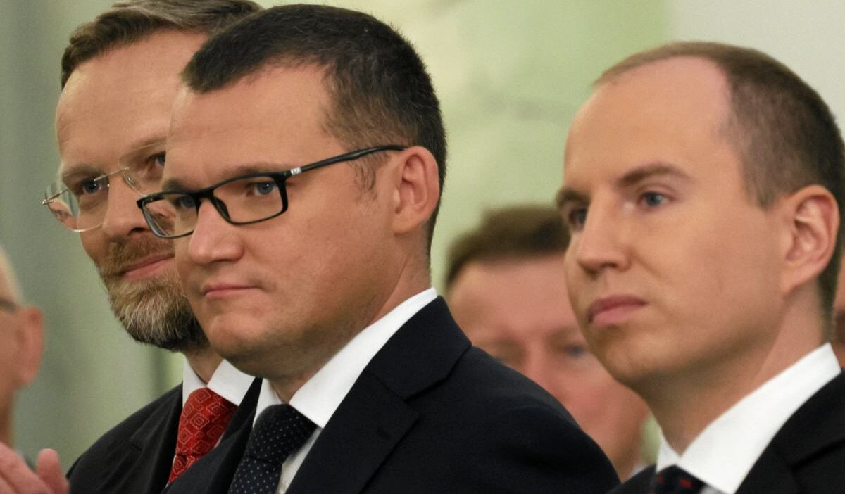Polonya da birliktelik statusune i liskin yasal duzenlemeler komisyondan gecti 73207