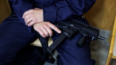 Polonya da casusluk suphesiyle uc kisi gozaltina alindi 72040