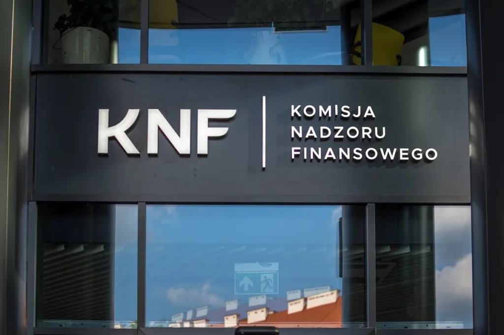 polonya da finansal denetim kurumu knf i cin yeni odeme duzenlemesi 71120