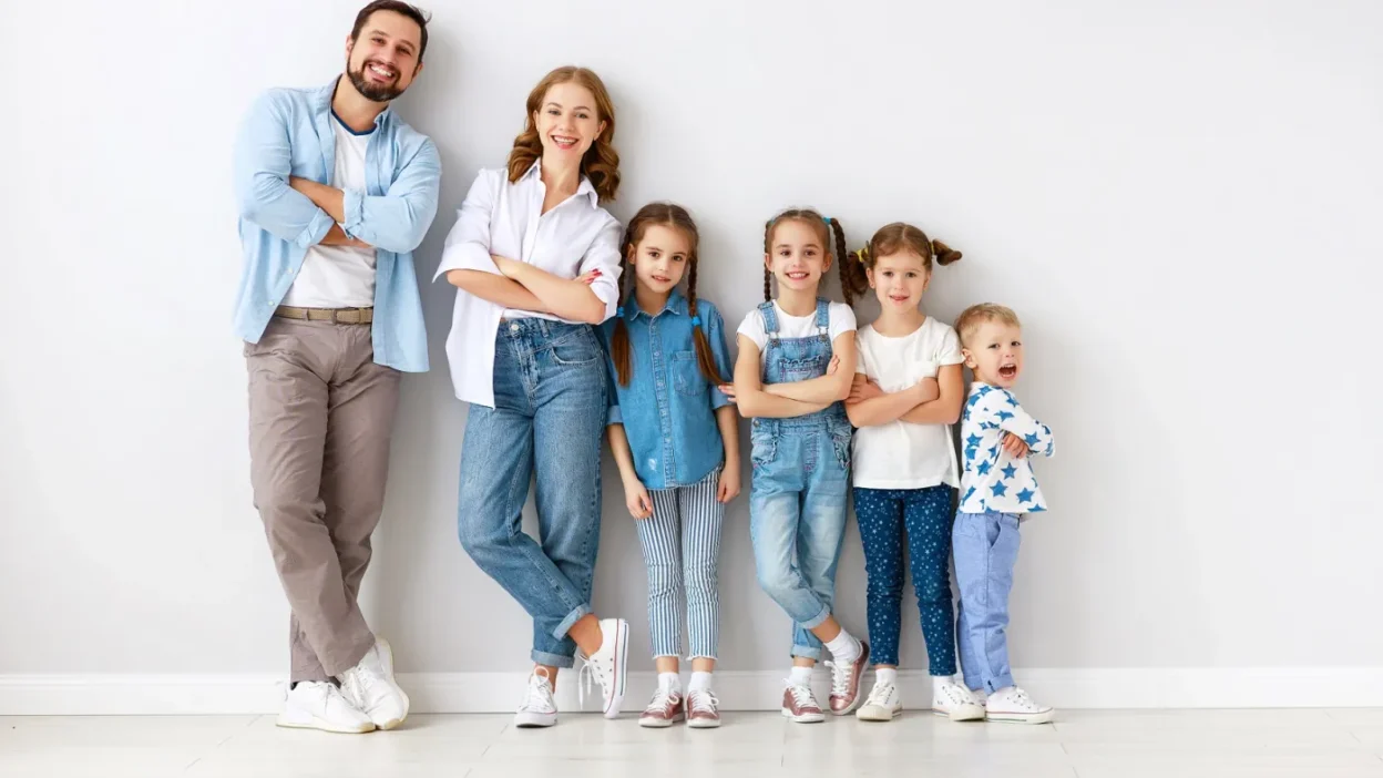Polonya da genis aile karti kdr i stihdam destek mekanizmasina donusturuldu 71744