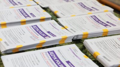 Polonya da lise sinavlari basladi i lk gun edebiyat testi tamamlandi 68451