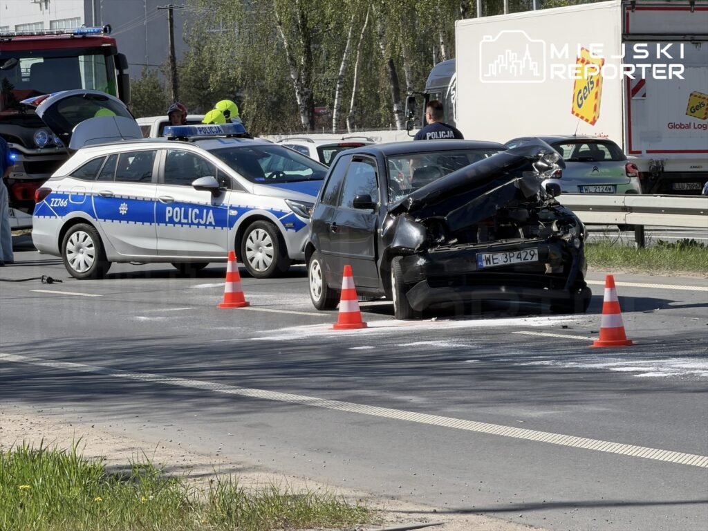 polonya da otomobil tir a carpti bir yarali 68454