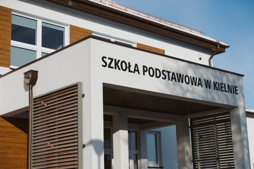 polonya da tartismali okul olayinda sorusturma sureci devam ediyor 70012
