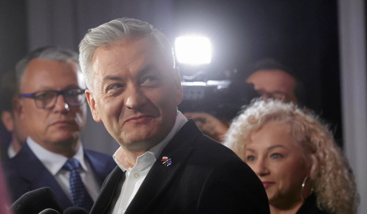 Polonya'da "yakın kişi statüsü" yasası meclis'ten geçti: cumhurbaşkanı nawrocki'den veto sinyali 1 Polonya da yakin kisi statusu yasasi meclis ten gecti cumhurbaskani nawrocki den veto sinyali 73852