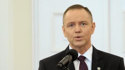 Polonya'da yeni anayasa çalışmaları başlıyor: nawrocki'nin görev süresinde reform girişimi 2 Polonya da yeni anayasa calismalari basliyor nawrocki nin gorev suresinde reform girisimi 68004