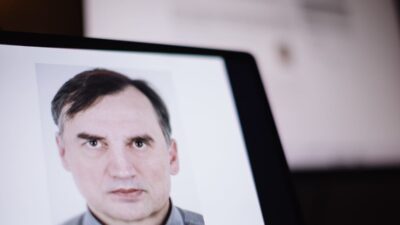 Polonya da ziobro krizi macaristan dan i ltica belgesiyle abd ye giden eski bakan pis i boldu 69785