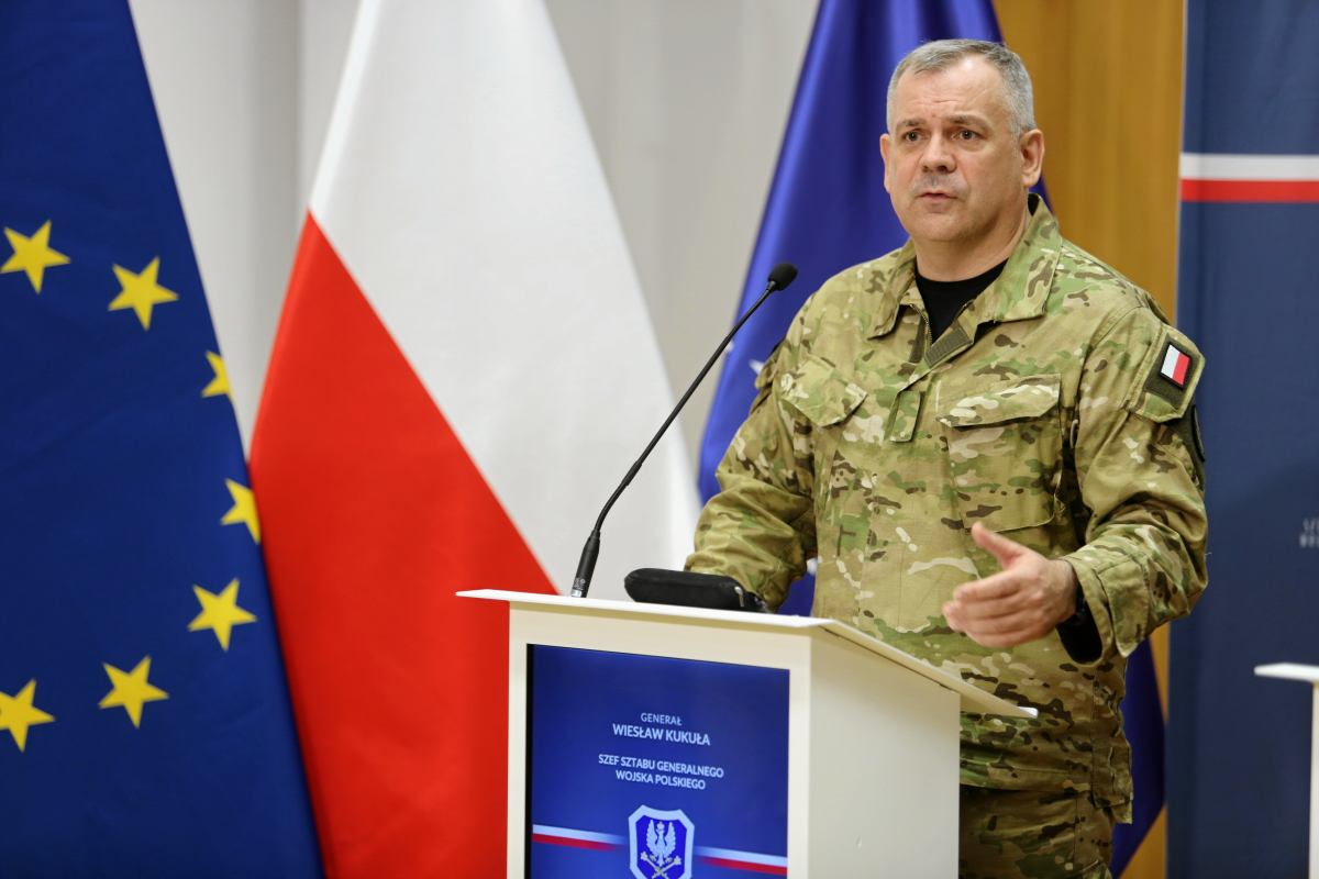 Polonya genelkurmay baskani bruksel de nato ve abd yetkilileriyle gorustu 71295