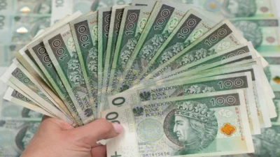 Polonya merkez bankasi faiz oranlarini sabit tuttu kuresel riskler ve enflasyon baskisi on planda 69023