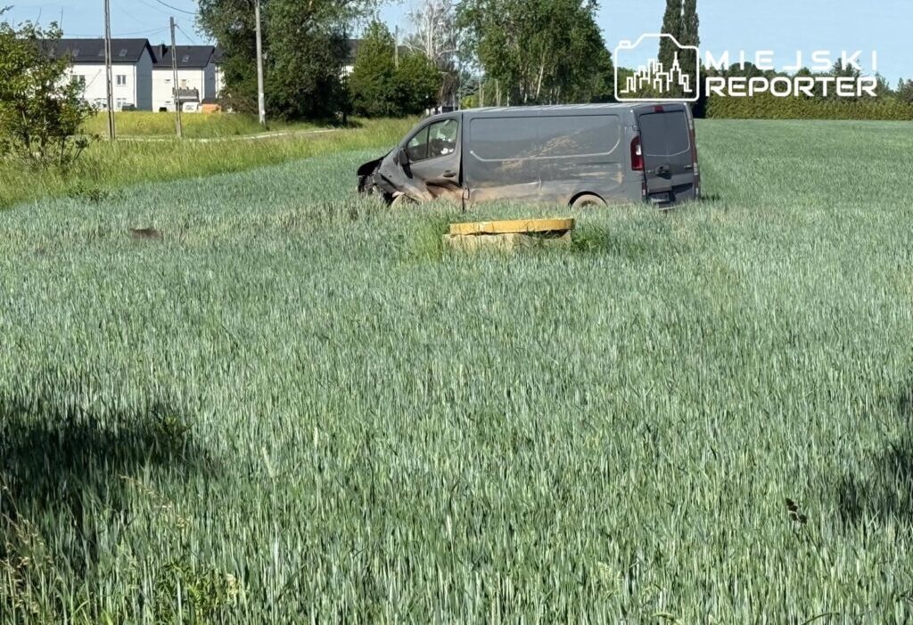 Polonya nin piaseczno bolgesinde trafik kazasi bir yarali 73523