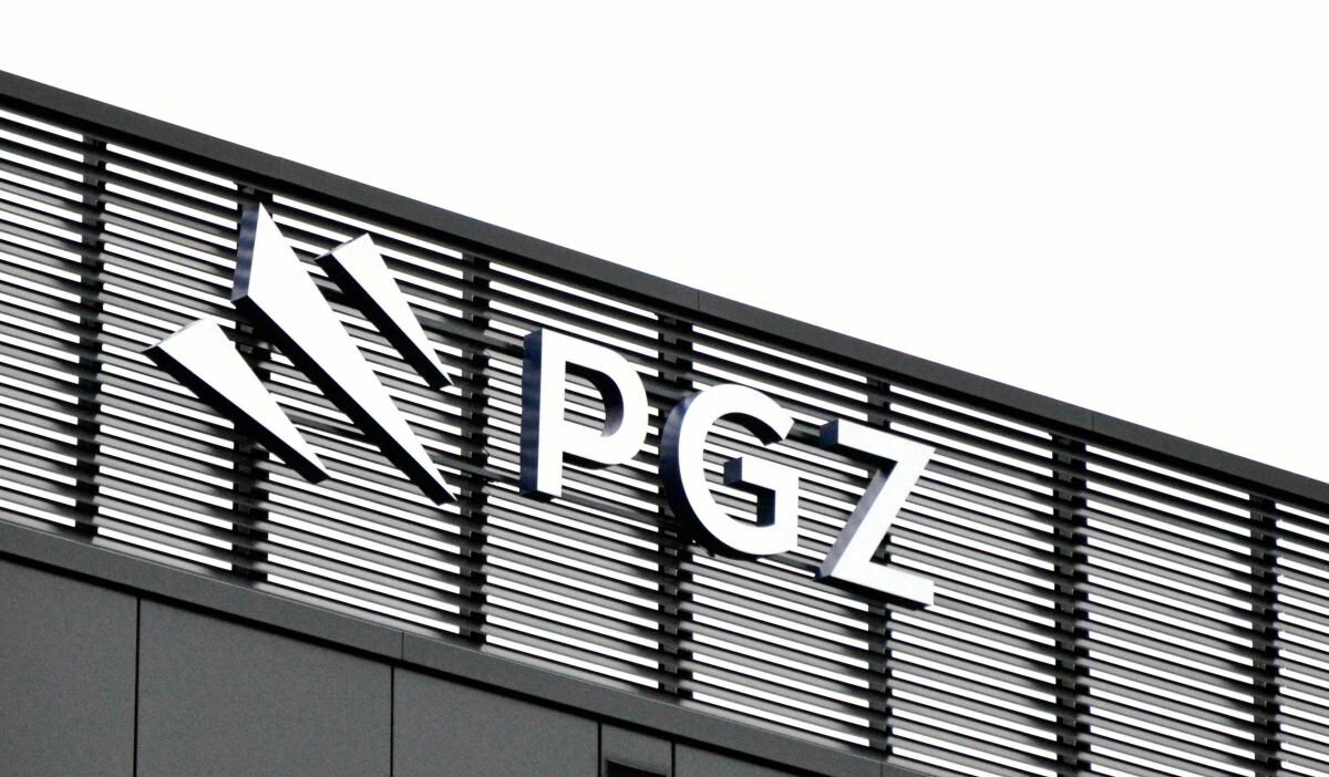 Polonya savunma sanayii sirketi pgz de casusluk suphesiyle tutuklama 73733
