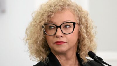 Polonya sejm inde yakin kisi statusu yasa tasarisi gorusuluyor 73351