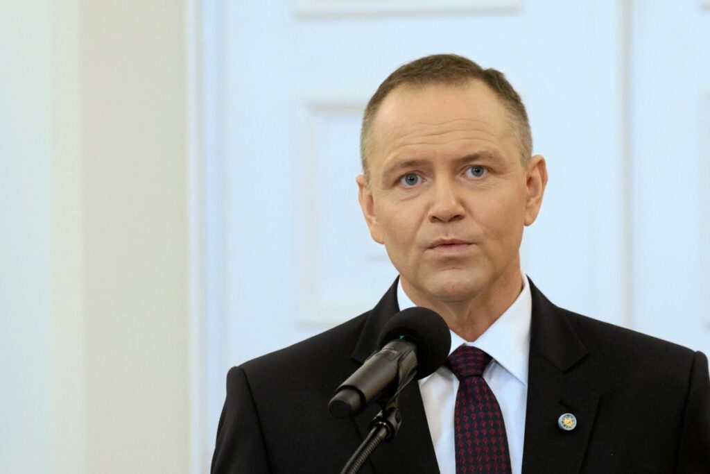 polonya senatosu cumhurbaskani nawrocki nin i klim politikasi referandumu teklifini reddetti 71639