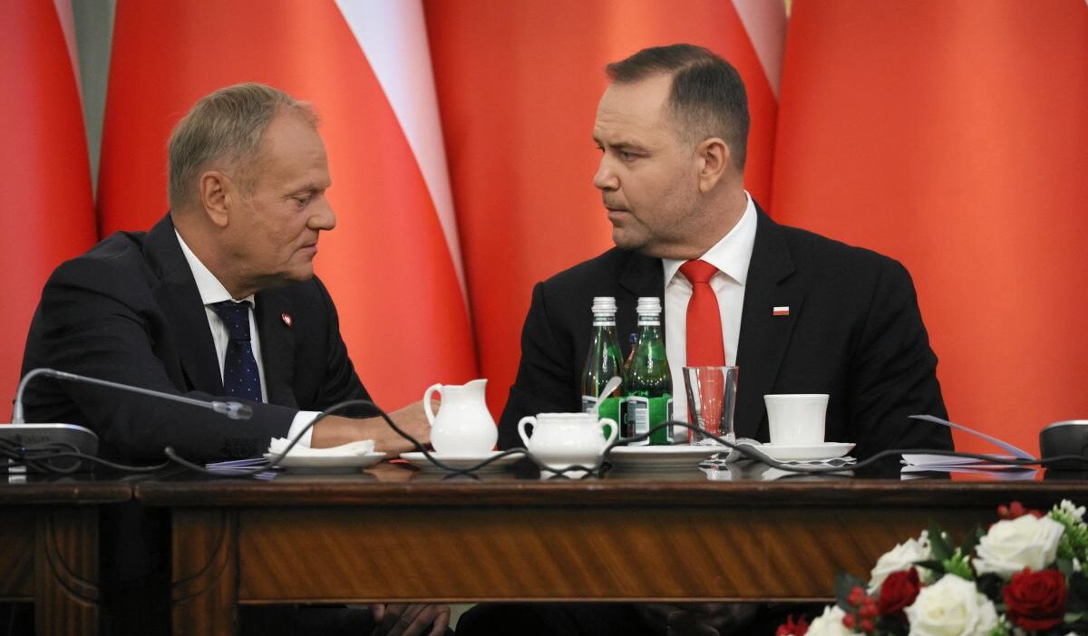 Polonya ve i̇ngiltere arasında güvenlik ve savunma anlaşması: hükümet ve cumhurbaşkanlığı arasında "bilgilendirme" tartışması 1 Polonya ve i ngiltere arasinda guvenlik ve savunma anlasmasi hukumet ve cumhurbaskanligi arasinda bilgilendirme tartismasi 73573