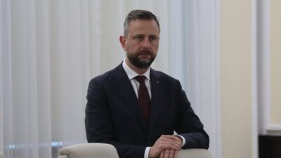 Polonya ve i ngiltere arasinda savunma i s birligi anlasmasi i mzalandi 73417