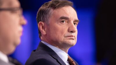 Polonyalı eski bakan zbigniew ziobro abd'ye geçti: vize tartışması ve ortağının akıbeti 2 Polonyali eski bakan zbigniew ziobro abd ye gecti vize tartismasi ve ortaginin akibeti 69572