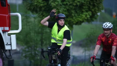 Polonyali fenomen atwogang den cocuk tedavisi icin bisikletle yardim maratonu 72630