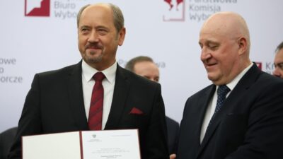 Polonyalı senatör hız sınırını aştı, ehliyetine el konuldu 3 Polonyali senator hiz sinirini asti ehliyetine el konuldu 67980