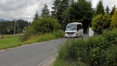Poronin’de şüpheli araç vakası: yerel yönetimden ebeveynlere uyarı 4 Poronin de supheli arac vakasi yerel yonetimden ebeveynlere uyari 72277