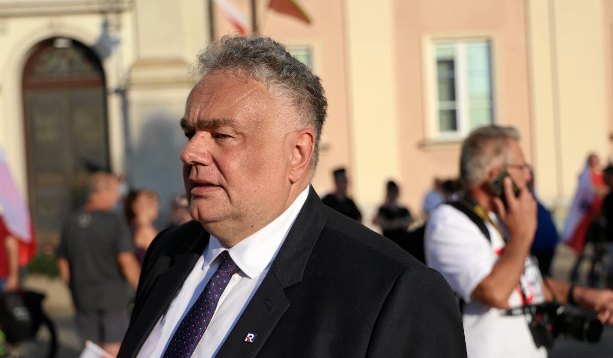 Telewizja republika baskani tomasz sakiewicz e i fade vermeyi reddettigi gerekcesiyle para cezasi 73102