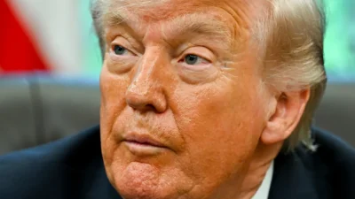 Trump i talya ve i spanya daki askeri usleri cekme i htimalini degerlendiriyor 67683