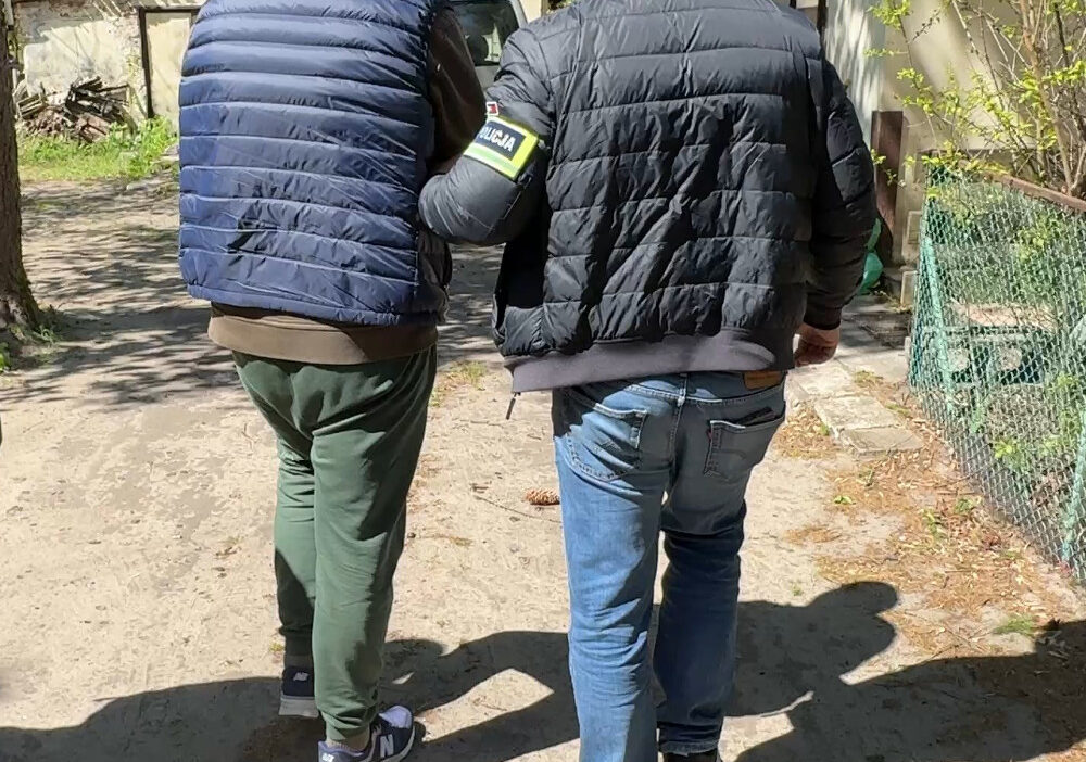 Varşova’da büyük operasyon: 1,7 milyon adet kaçak sigara ele geçirildi 1 Varsova da buyuk operasyon 1 7 milyon adet kacak sigara ele gecirildi 73840