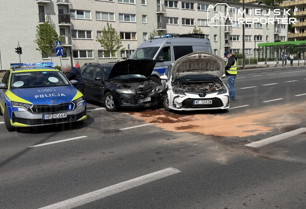 Varsova da i ki aracin carpistigi kazada anne ve cocuk yaralandi 69519