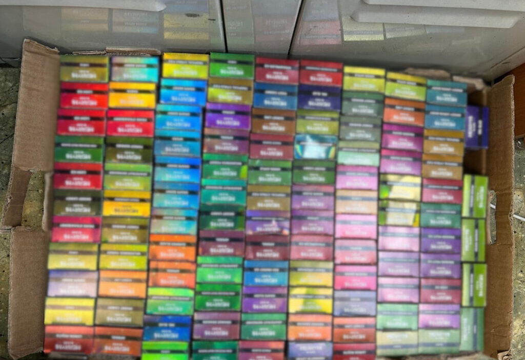 Varşova’da kaçak elektronik sigara operasyonu: 220 bin zlotilik vergi kaybı 1 Varsova da kacak elektronik sigara operasyonu 220 bin zlotilik vergi kaybi 69878