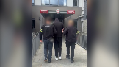 Varsova da sahte i hbarlarla kamu kurumlarini hedef alan suc orgutune operasyon 73411