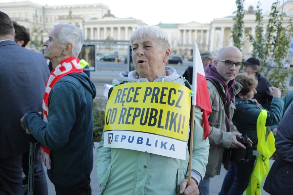 varsova da tv republika genel yayin yonetmeni nin evine yonelik i hbar ve polis mudahalesi 70253