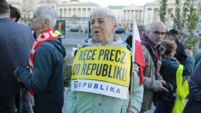 Varsova da tv republika genel yayin yonetmeni nin evine yonelik i hbar ve polis mudahalesi 70253
