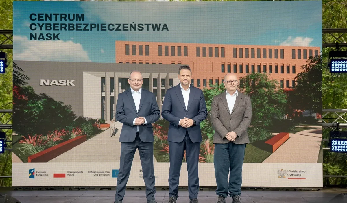 Varşova’da yeni siber güvenlik merkezi kuruluyor 1 Varsova da yeni siber guvenlik merkezi kuruluyor 72907