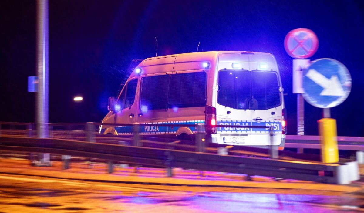 Włocławek'te bıçaklı saldırı: yaralılar ve şüphelilerin yakalanması 1 W oc awek te bicakli saldiri yaralilar ve suphelilerin yakalanmasi 68386