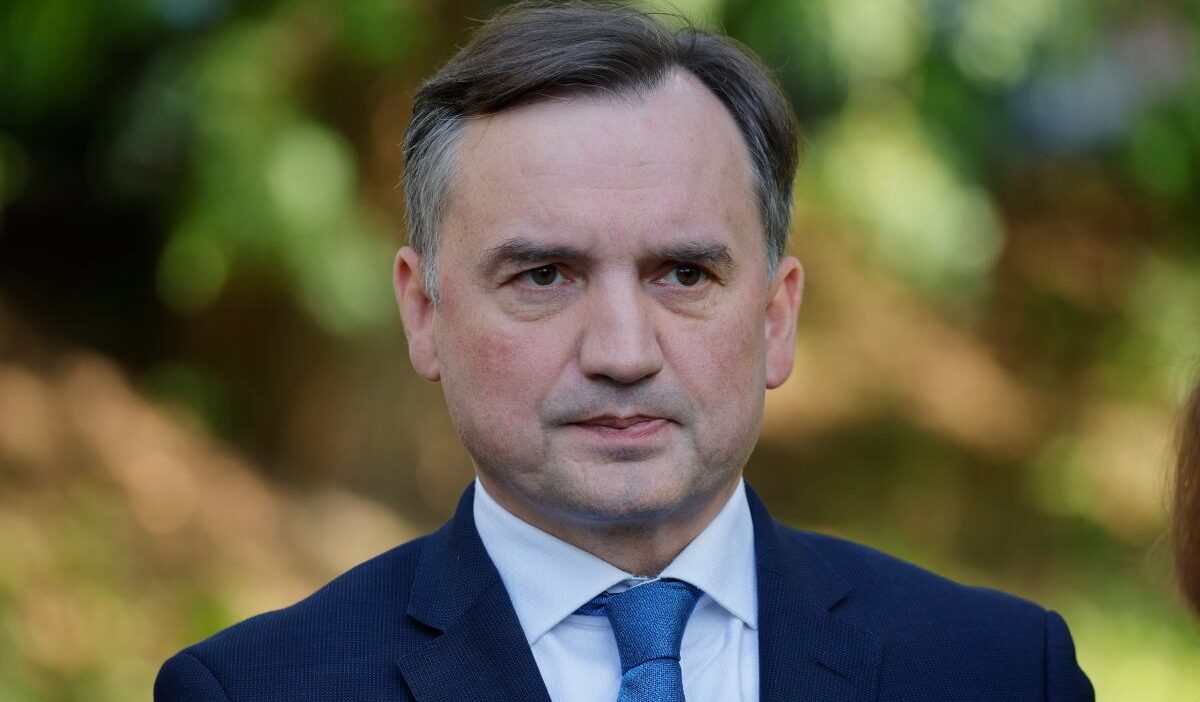 Zbigniew ziobro hakkimdaki suclamalar siyasi bir kumpastan ibaret 70312