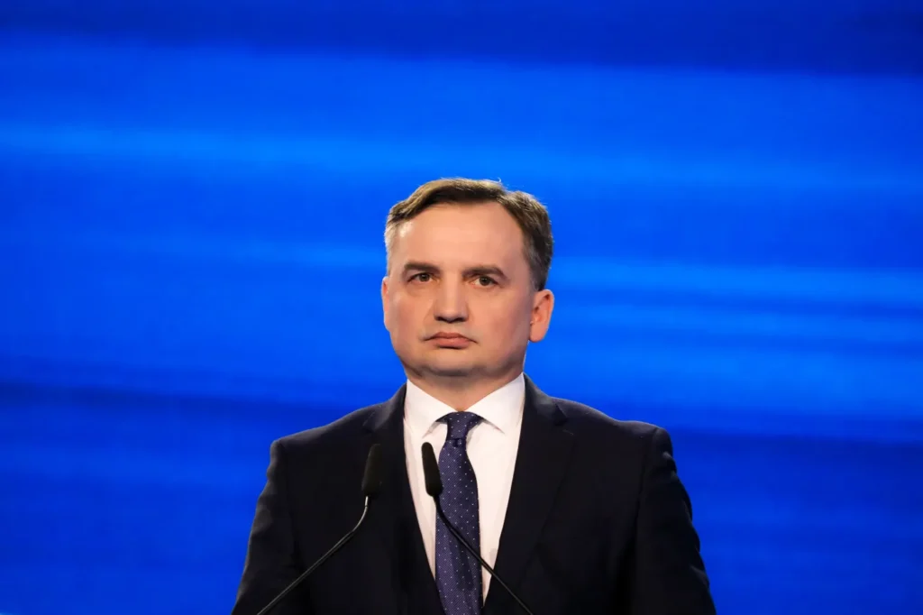 zbigniew ziobro nun macaristan dan abd ye gecisi ve adli surecin boyutlari 69554