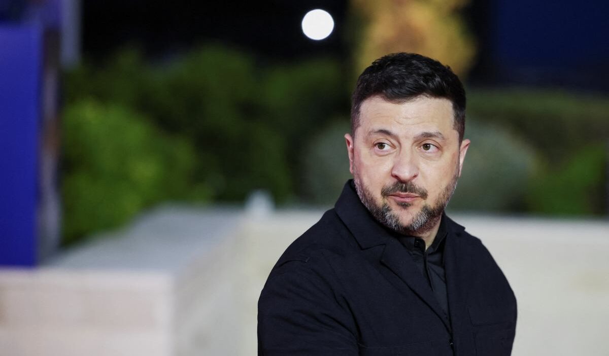 Zelenskiy: rusya’nın yaptırımları delme girişimlerini ve ekonomik verilerini yakından i̇zliyoruz 1 Zelenskiy rusya nin yaptirimlari delme girisimlerini ve ekonomik verilerini yakindan i zliyoruz 70761