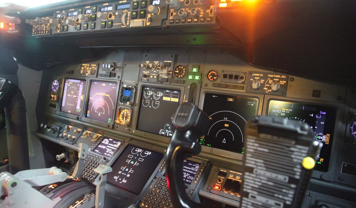 Air canada pilotu hakkında yetersiz lisansla uçtuğu gerekçesiyle soruşturma başlatıldı 1 Air canada pilotu hakkinda yetersiz lisansla uctugu gerekcesiyle sorusturma baslatildi 75578