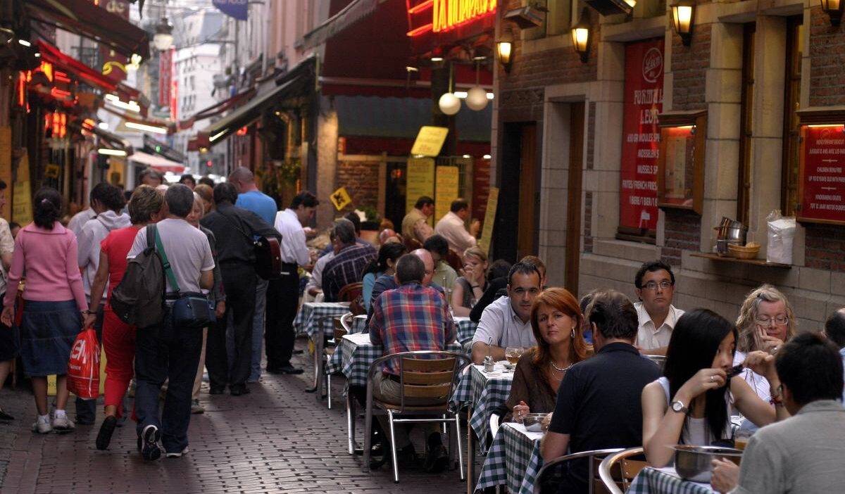 Brüksel’de restoran i̇şletmecisi polatlı vatandaşa irkçılık suçlamasıyla fiziksel saldırı 1 Bruksel de restoran i sletmecisi polatli vatandasa irkcilik suclamasiyla fiziksel saldiri 76804