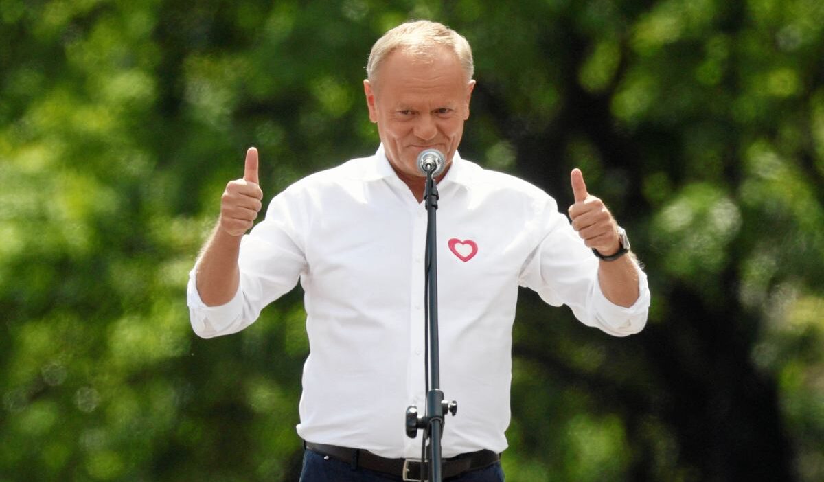 Donald tusk tan tadeusz mazowiecki i cin anit ve buyuk vatanseverler yuruyusu cagrisi 74531