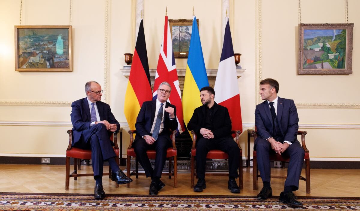Emmanuel macron londra da alman ve i ngiliz hukumet baskanlariyla ukrayna gundemiyle bir araya geliyor 74679