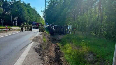 Góra kalwaria çevre yolunda trafik kazası nedeniyle ulaşımda aksamalar 2 G ra kalwaria cevre yolunda trafik kazasi nedeniyle ulasimda aksamalar 75230