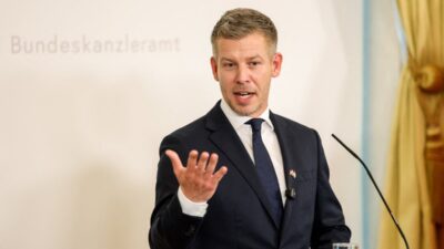 Macaristan da hukumet ve cumhurbaskanligi arasinda anayasal surec gerilimi 74095