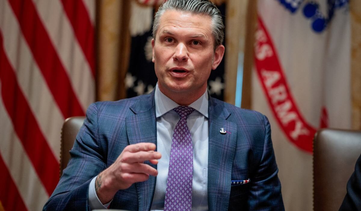 Pentagon sefi hegseth ten normandiya da muttefiklere cagri omuz omuza olmaliyiz 74838