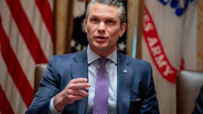 Pentagon sefi hegseth ten normandiya da muttefiklere cagri omuz omuza olmaliyiz 74838